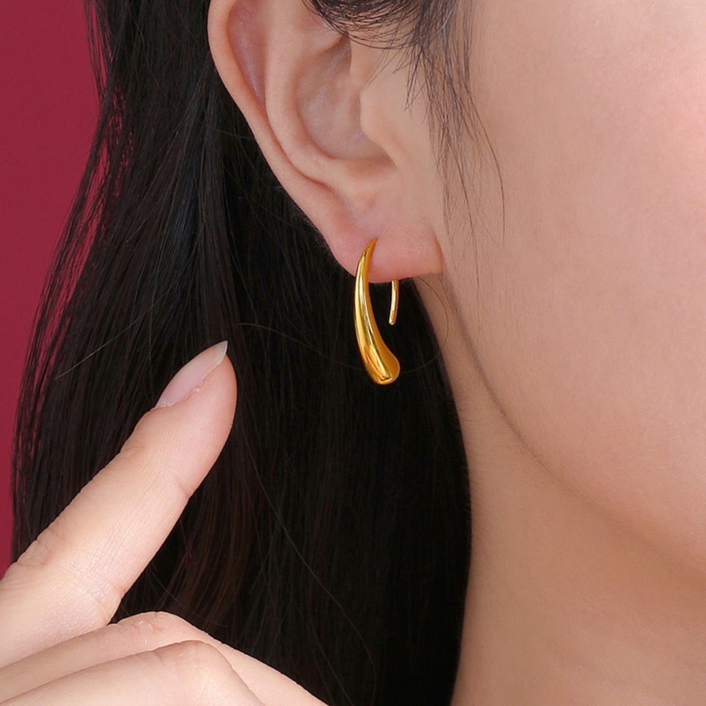 MONOZO Elegant Stainless Steel Women's Earrings—Latest Fashion 18k Gold Plated Anti Tarnish Stud Earring for Girl