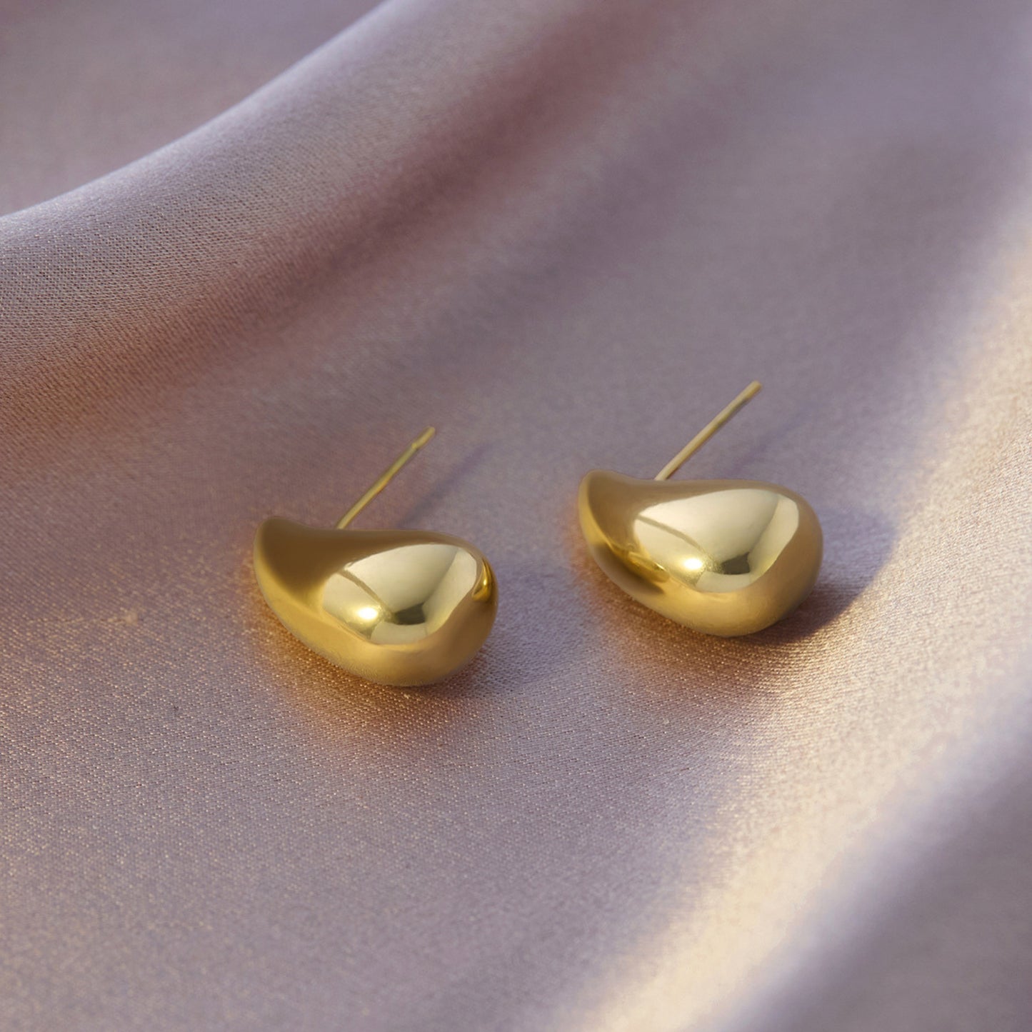 MONOZO Elegant Stainless Steel Women's Earrings—Latest Fashion 18k Gold Plated Anti Tarnish Stud Earring for Girl