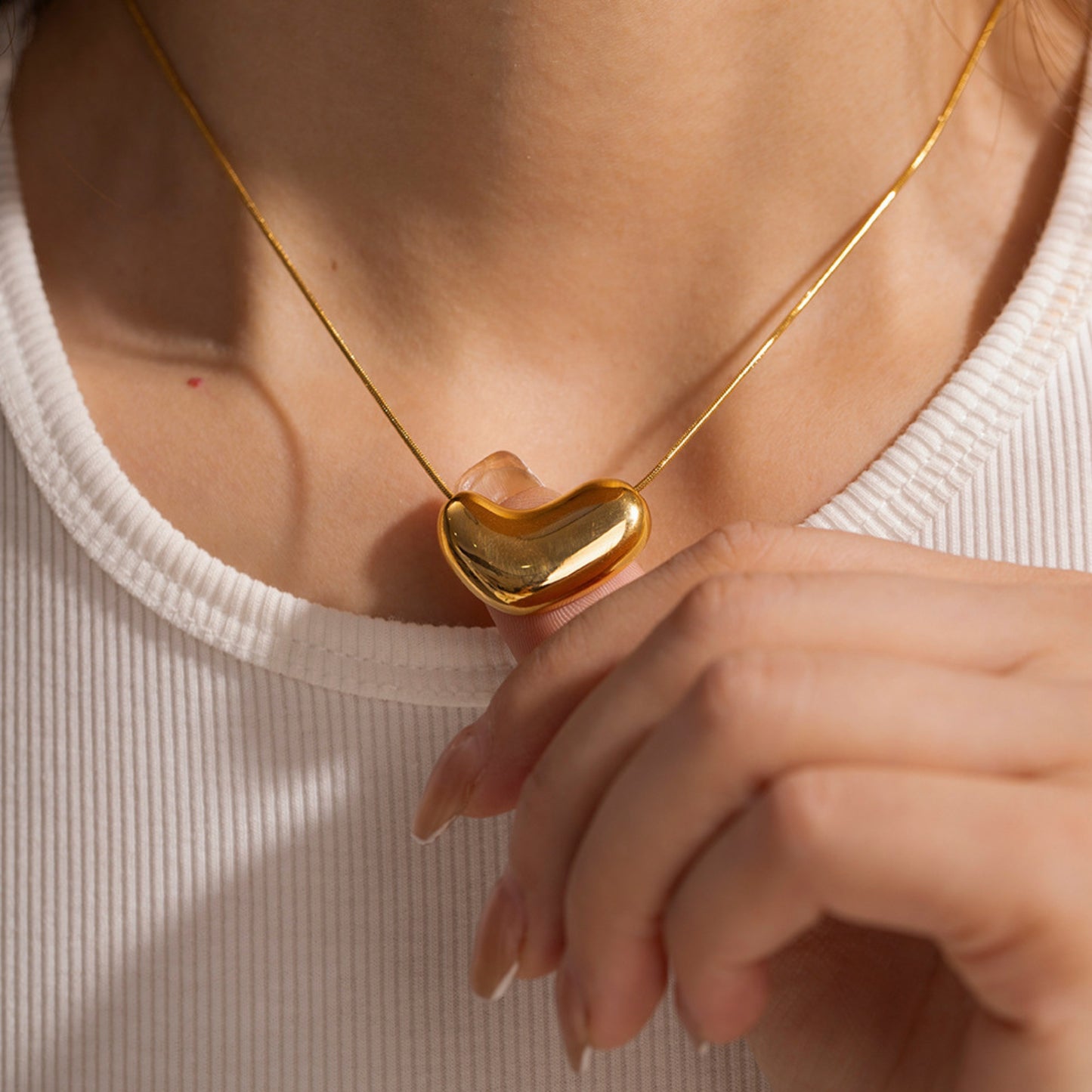 MONOZO pendant necklace chain for women girls Love anti tarnish stainless steel 18k gold plated stylish Neck Chain