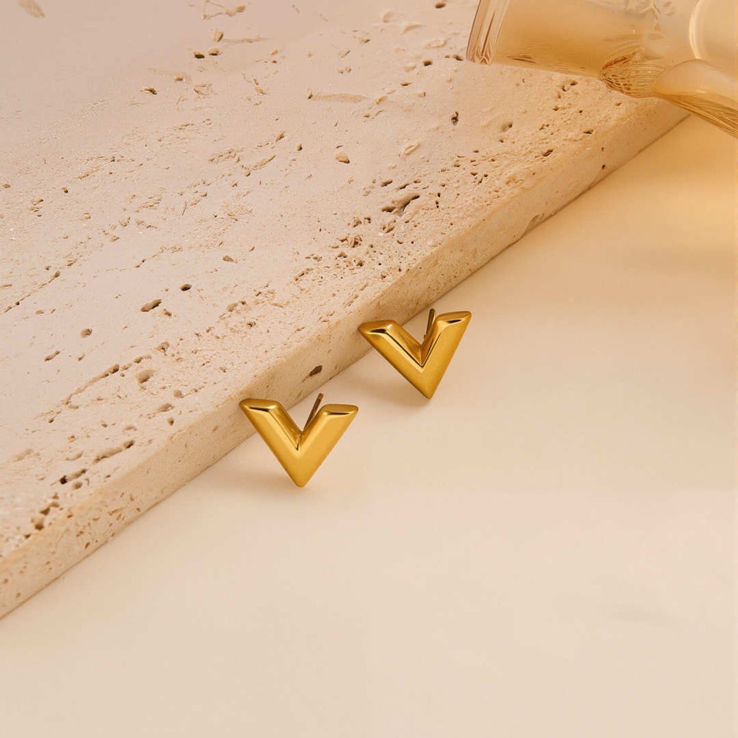 MONOZO Elegant Stainless Steel Women's Earrings— —Latest Fashion 18k Gold Plated Anti Tarnish stud earring