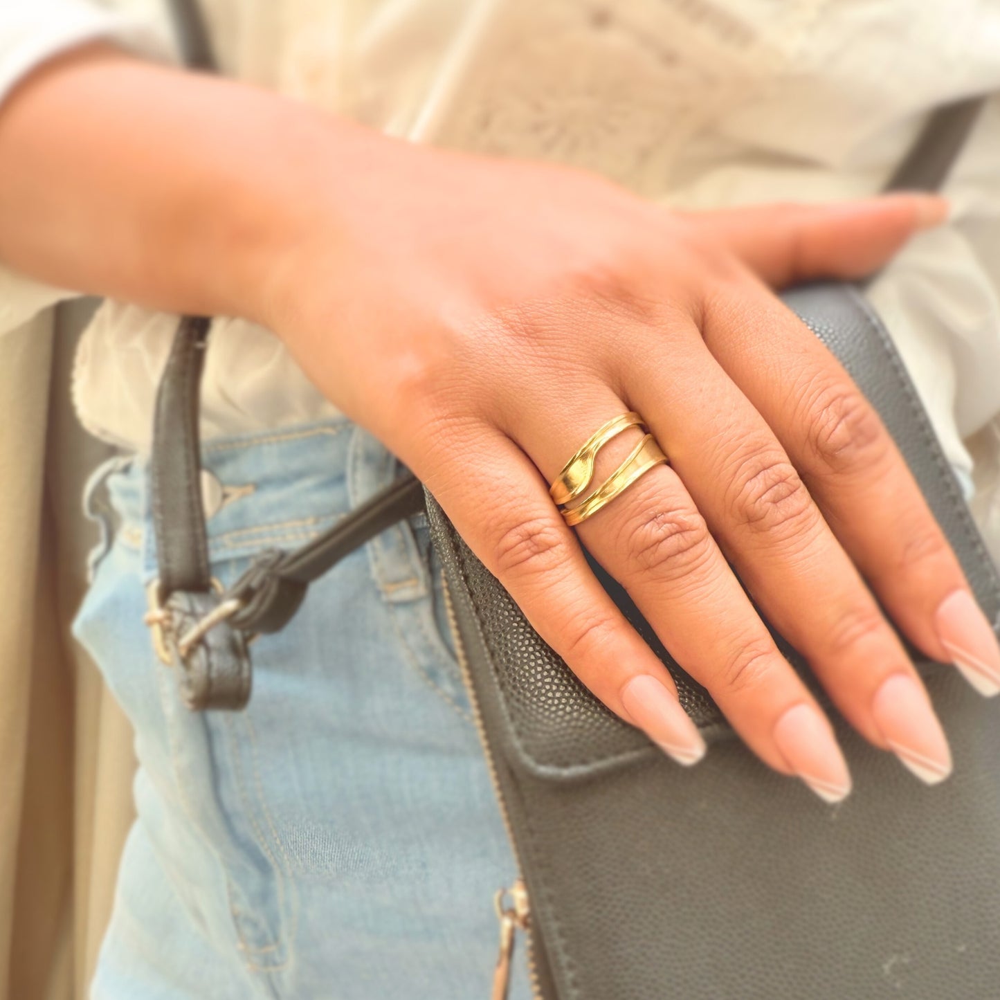 MONOZO 18k Gold plated Ring for Women | Anti Tarnish Stainless Steel Adjustable Finger Ring for Girls | High Quality non faded Ring | Girl Fashion Jewellery