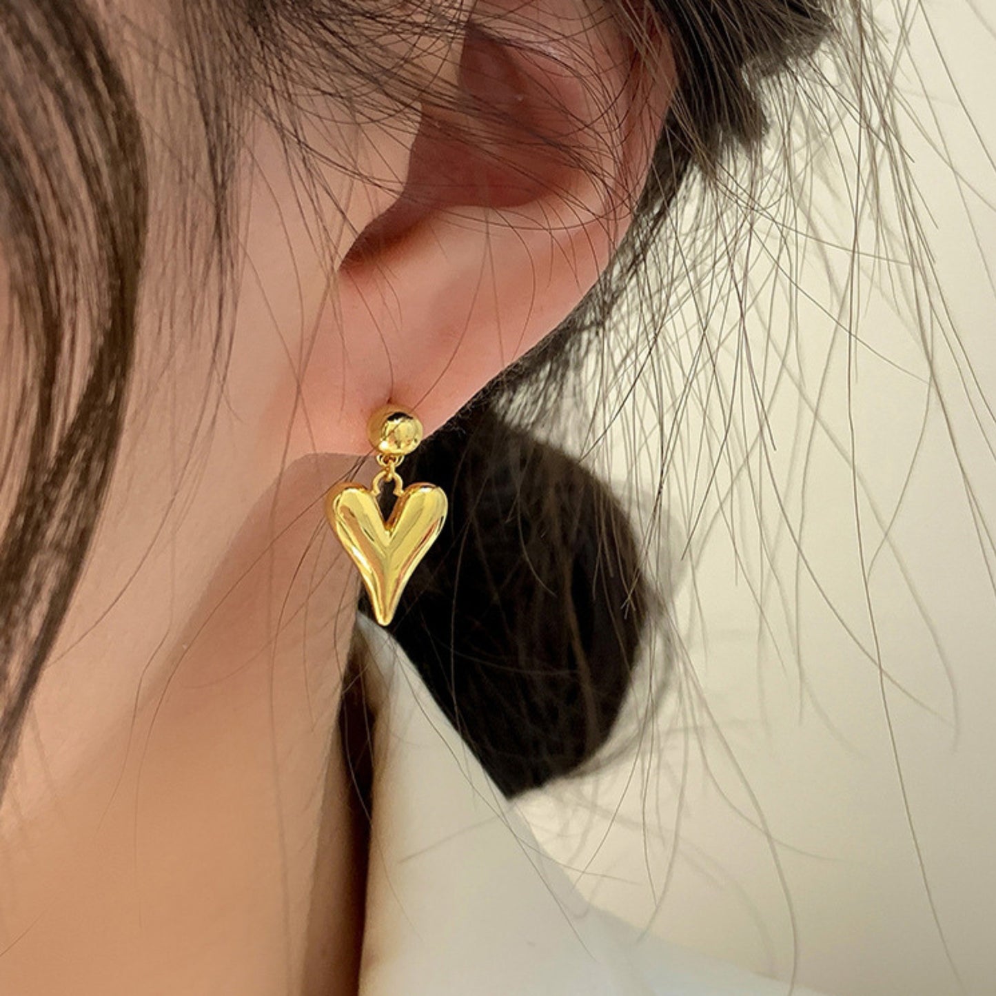 MONOZO Elegant Stainless Steel Women's Earrings—Latest Fashion 18k Gold Plated Anti Tarnish Stud Earring for Girl