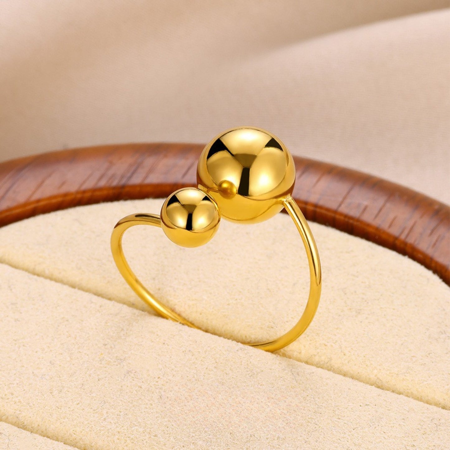 MONOZO 18k Gold plated Ring for Women | Anti Tarnish Stainless Steel Adjustable Finger Ring for Girls | High Quality non faded Ring | Girl Fashion Jewellery