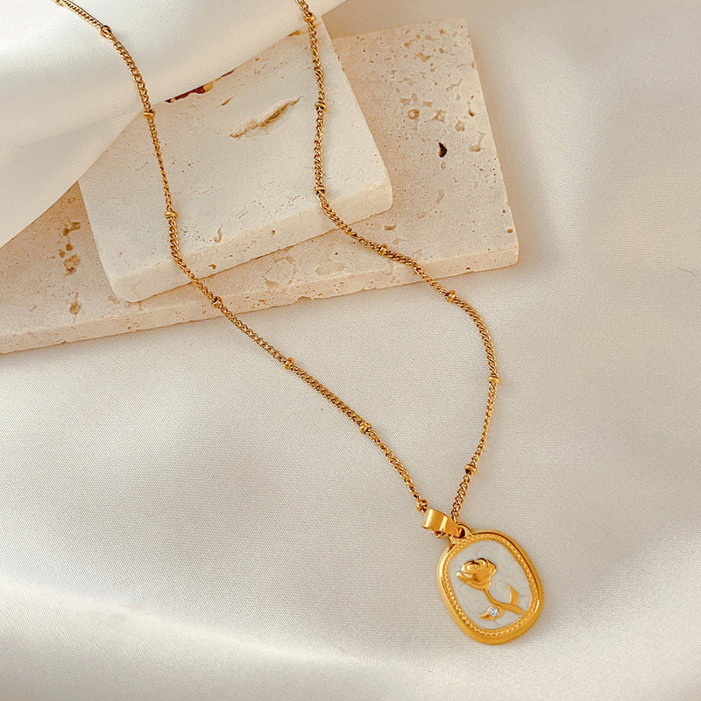 MONOZO pendant necklace chain for women girls Love anti tarnish stainless steel 18k gold plated stylish Neck Chain | Modern Design | Birthday Anniversary Gift Valentine Accessorie