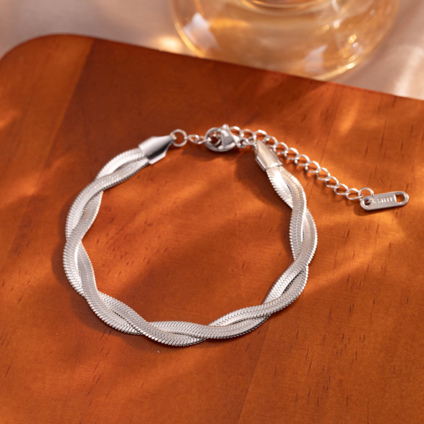 MONOZO Anti Tarnish Bracelet for Women Stylish | Stainless Steel Bracelet for female Western Chain Bracelet Girl Accessories | 18k Gold plated bracelet MONOZO Anti Tarnish Bracelet for Women Stylish | Stainless Steel Bracelet for Woman |