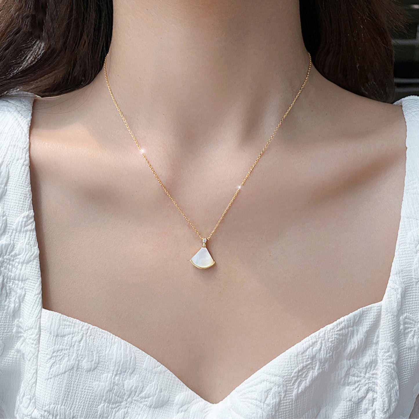 MONOZO pendant necklace chain for women girls Love anti tarnish stainless steel 18k gold plated stylish Neck Chain | Modern Design | Birthday Anniversary Gift Valentine Accessories