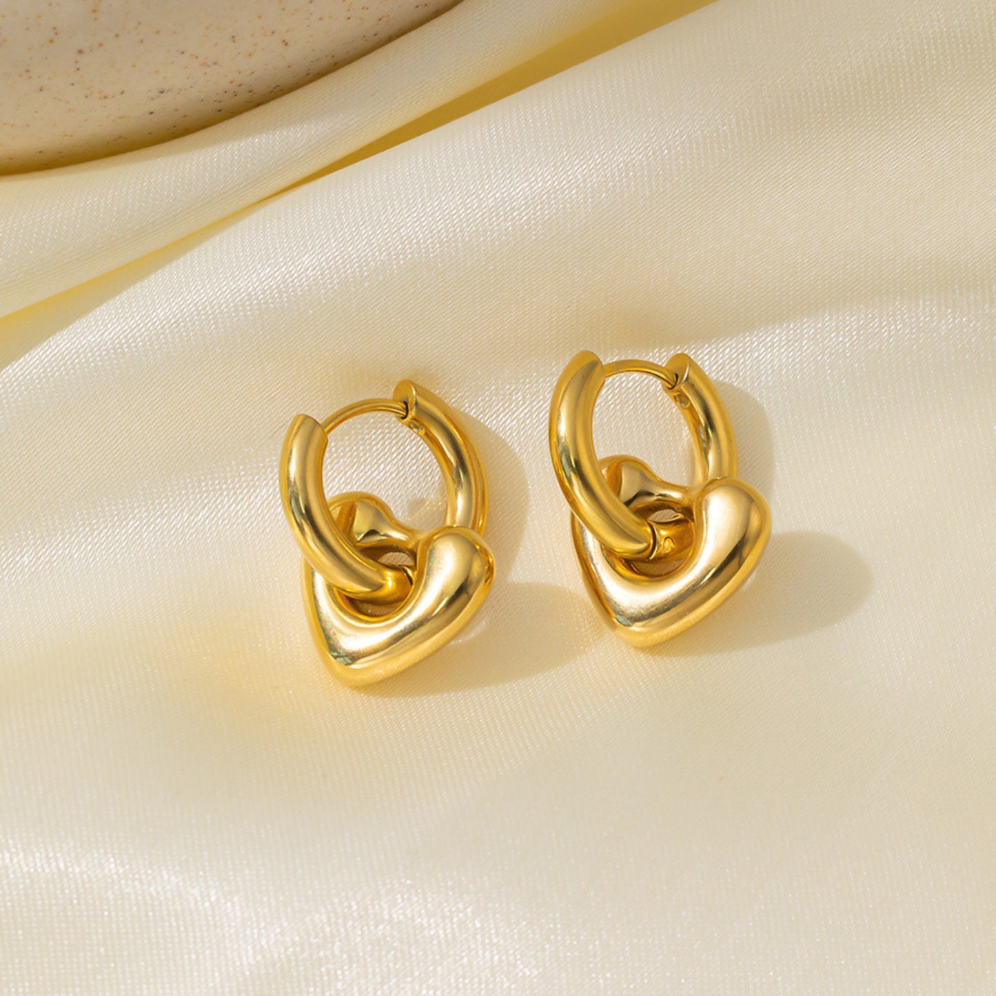 MONOZO Elegant Stainless Steel Women's Earrings—Latest Fashion 18k Gold Plated Anti Tarnish stud —Latest Fashion 18k Gold Plated Anti Tarnish stud Earring