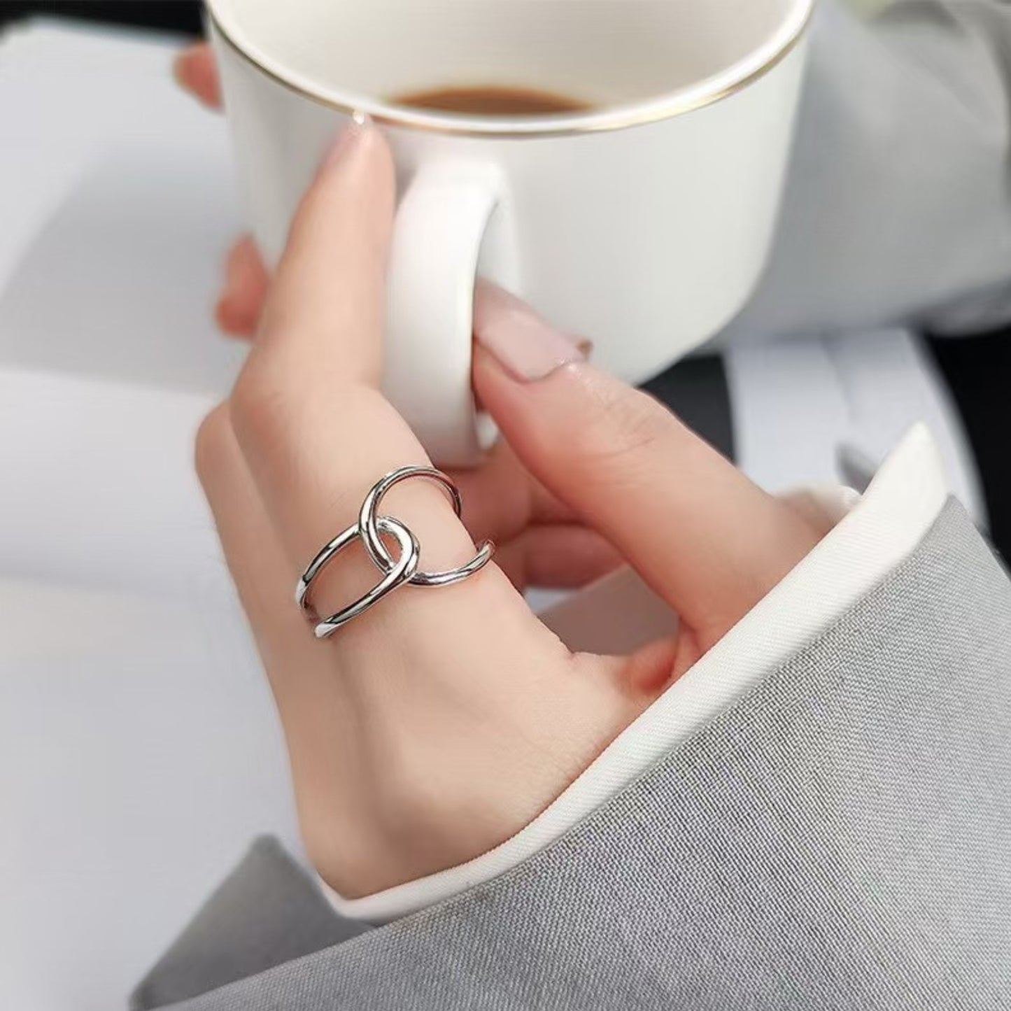 MONOZO 18k Gold plated Ring for Women | Anti Tarnish Stainless Steel Adjustable Finger Ring for Girls | High Quality non faded Ring | Girl Fashion Jewellery