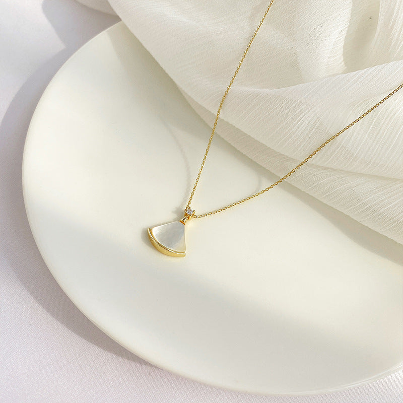 MONOZO pendant necklace chain for women girls Love anti tarnish stainless steel 18k gold plated stylish Neck Chain | Modern Design | Birthday Anniversary Gift Valentine Accessories