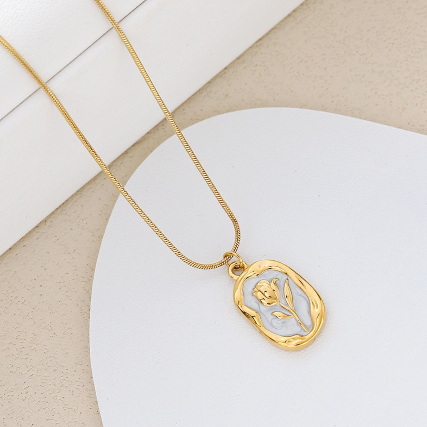 Women's Rose Pendant Necklace