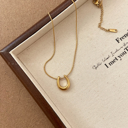 U Initial Pendant Necklace (Gold/Silver)