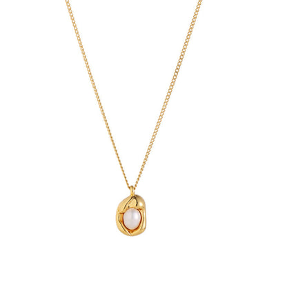 Pearl Engraved Pendant Necklace