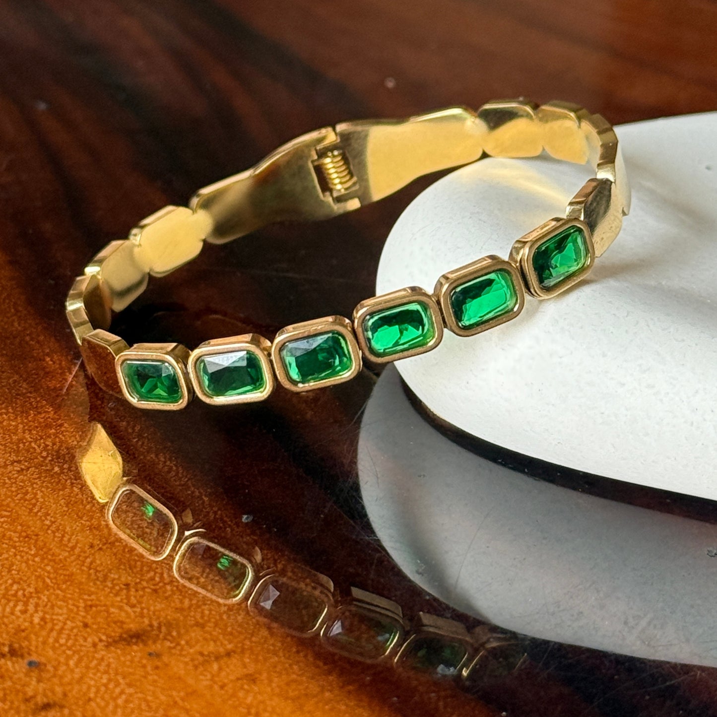 Emerald Classy Bracelet