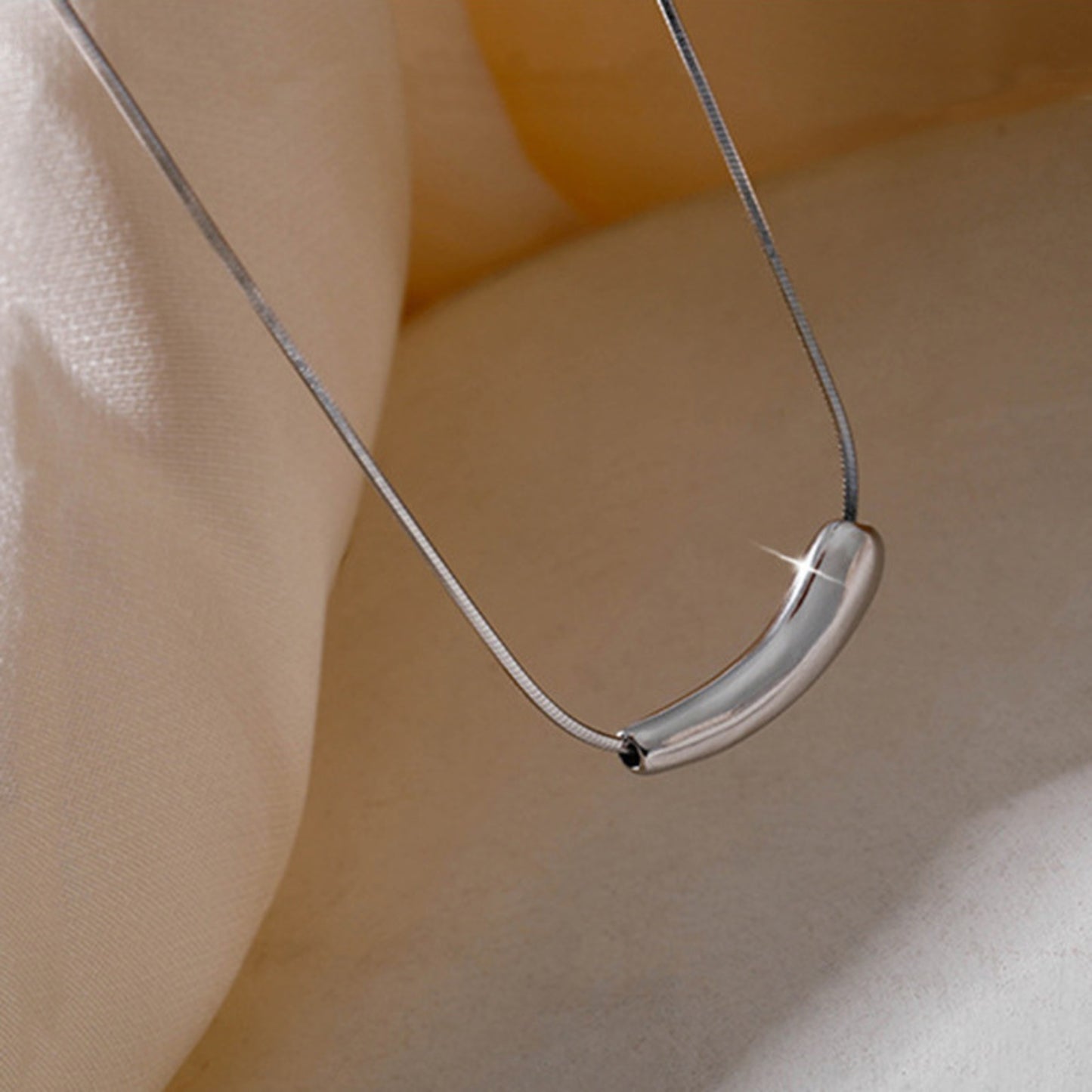 MONOZO pendant necklace chain for women girls Love anti tarnish stainless steel 18k gold plated stylish Neck Chain | Modern Design | Birthday Anniversary Gift Valentine Accessories