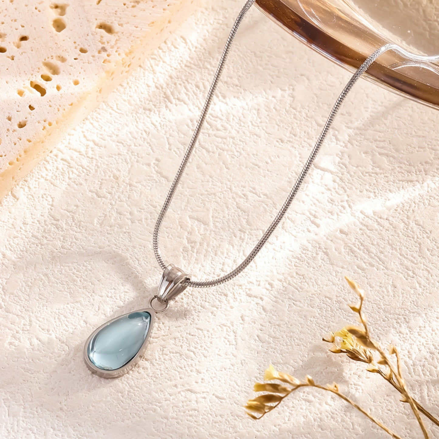 Lucky Droplet Pendant Necklace (Blue/Green/Blue Silver)