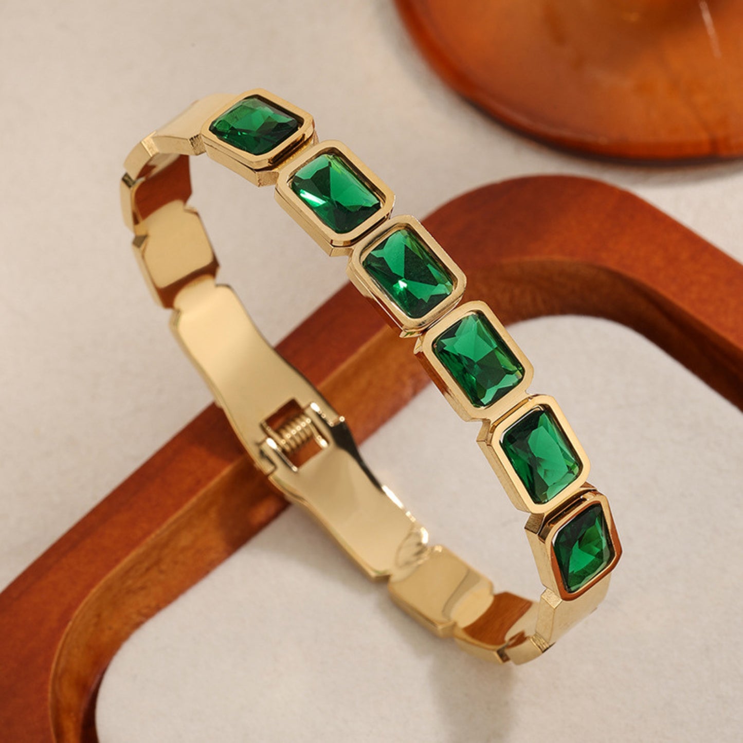 Emerald Classy Bracelet