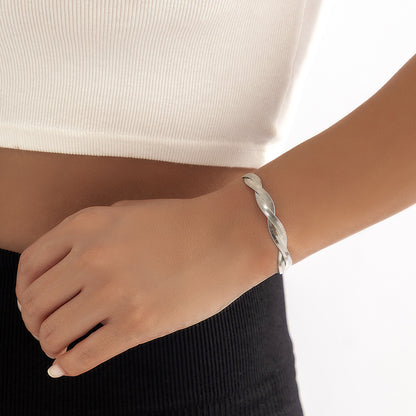 Elegant Cross Chain Bracelet (Gold/Silver)