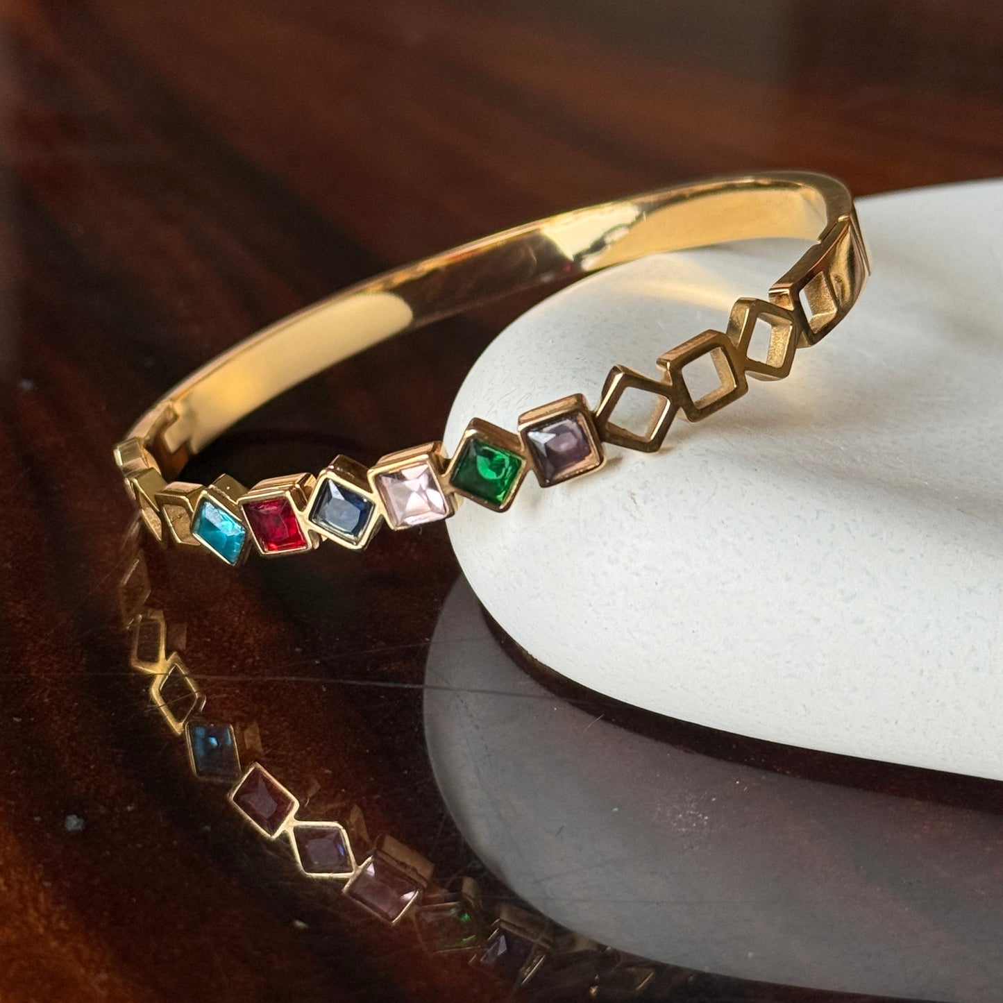 Multicolor Stone Sleek Bracelet