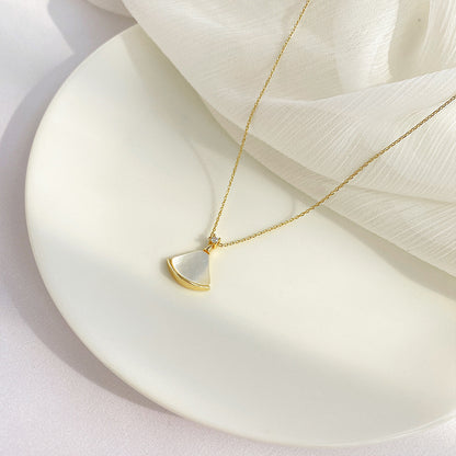 Cat Eye Pendant Necklace (Gold/Silver)