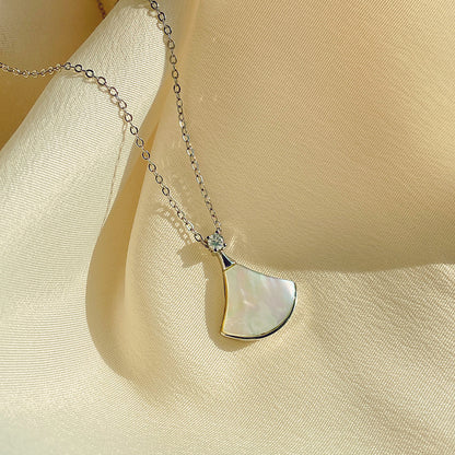 Cat Eye Pendant Necklace (Gold/Silver)